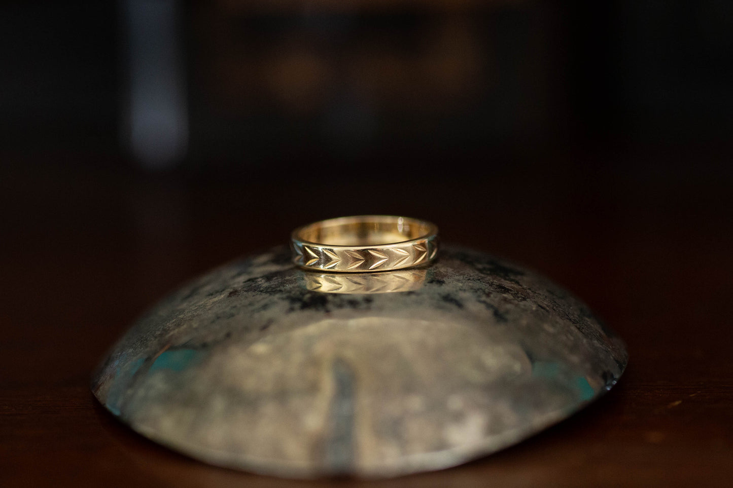 9ct Yellow Gold Patterned Band