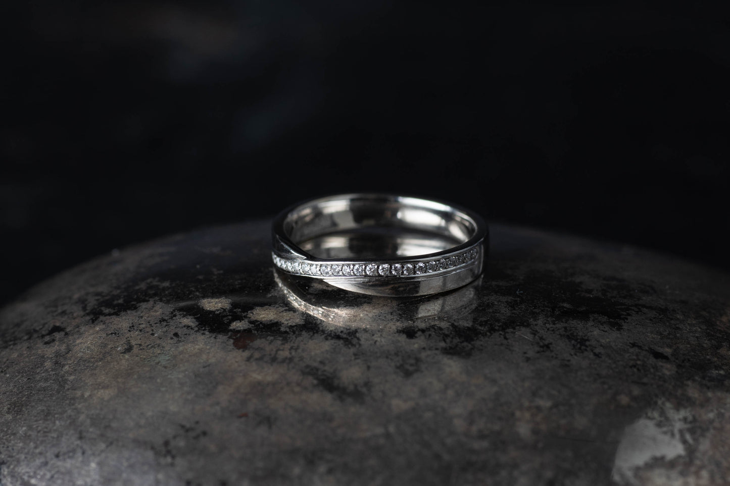 Platinum Diamond Twist Band