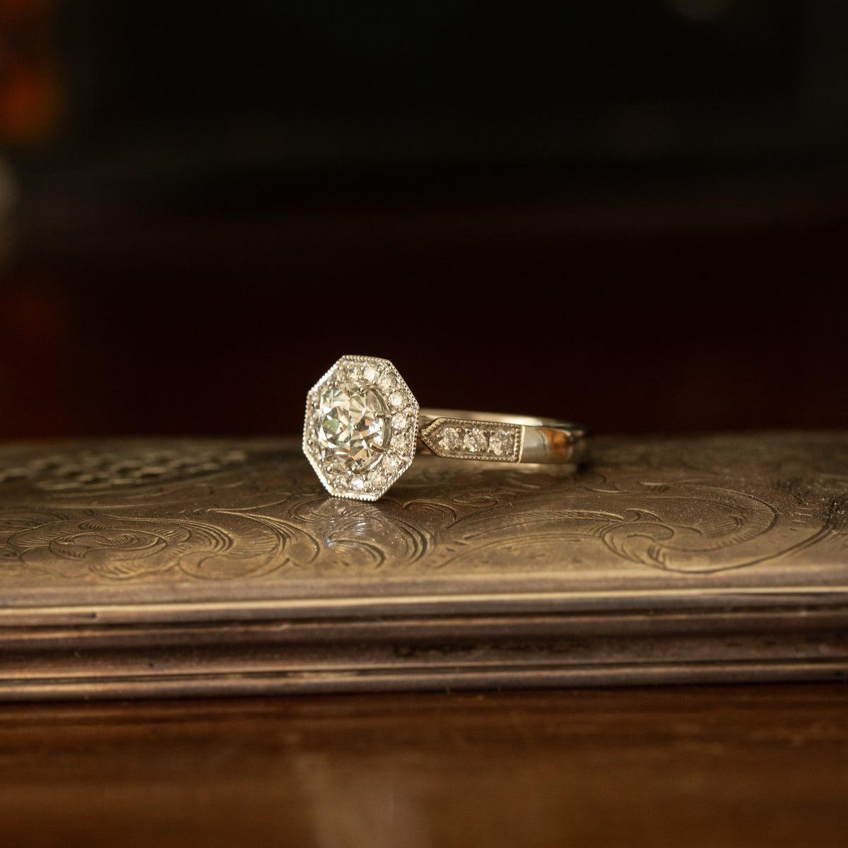 Hexagonal Diamond Cluster Ring