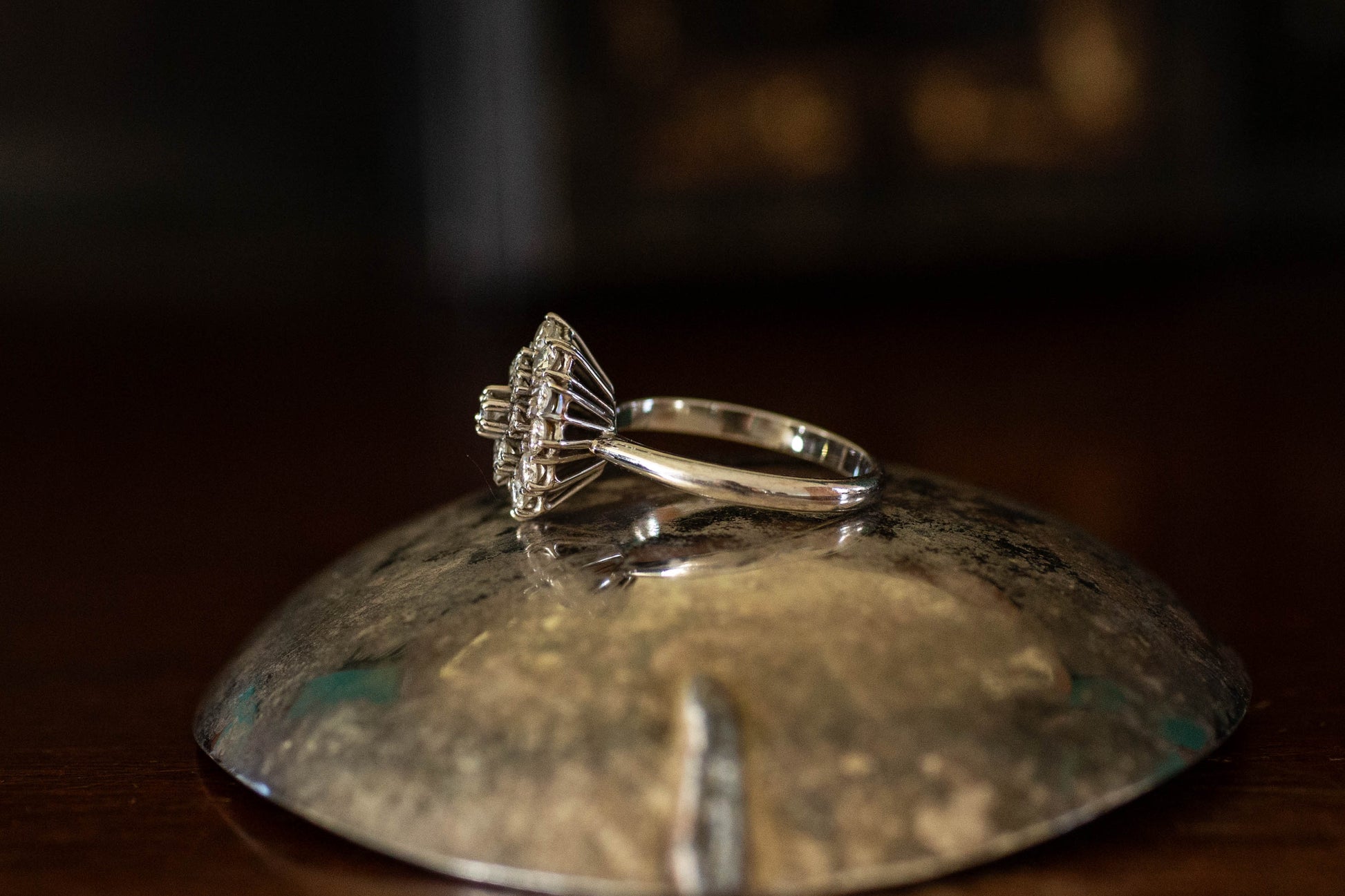 18ct White Gold Circular Diamond Cluster Ring — view 3