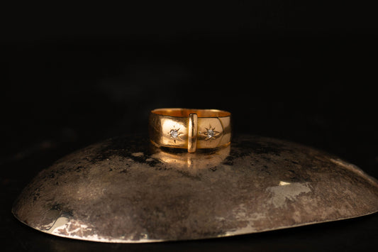 Antique 18ct Yellow Gold Diamond Set Buckle Ring