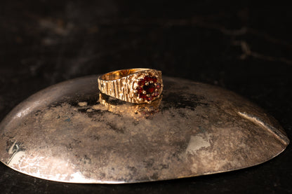 9ct Yellow Gold Garnet Cluster Ring — view 2