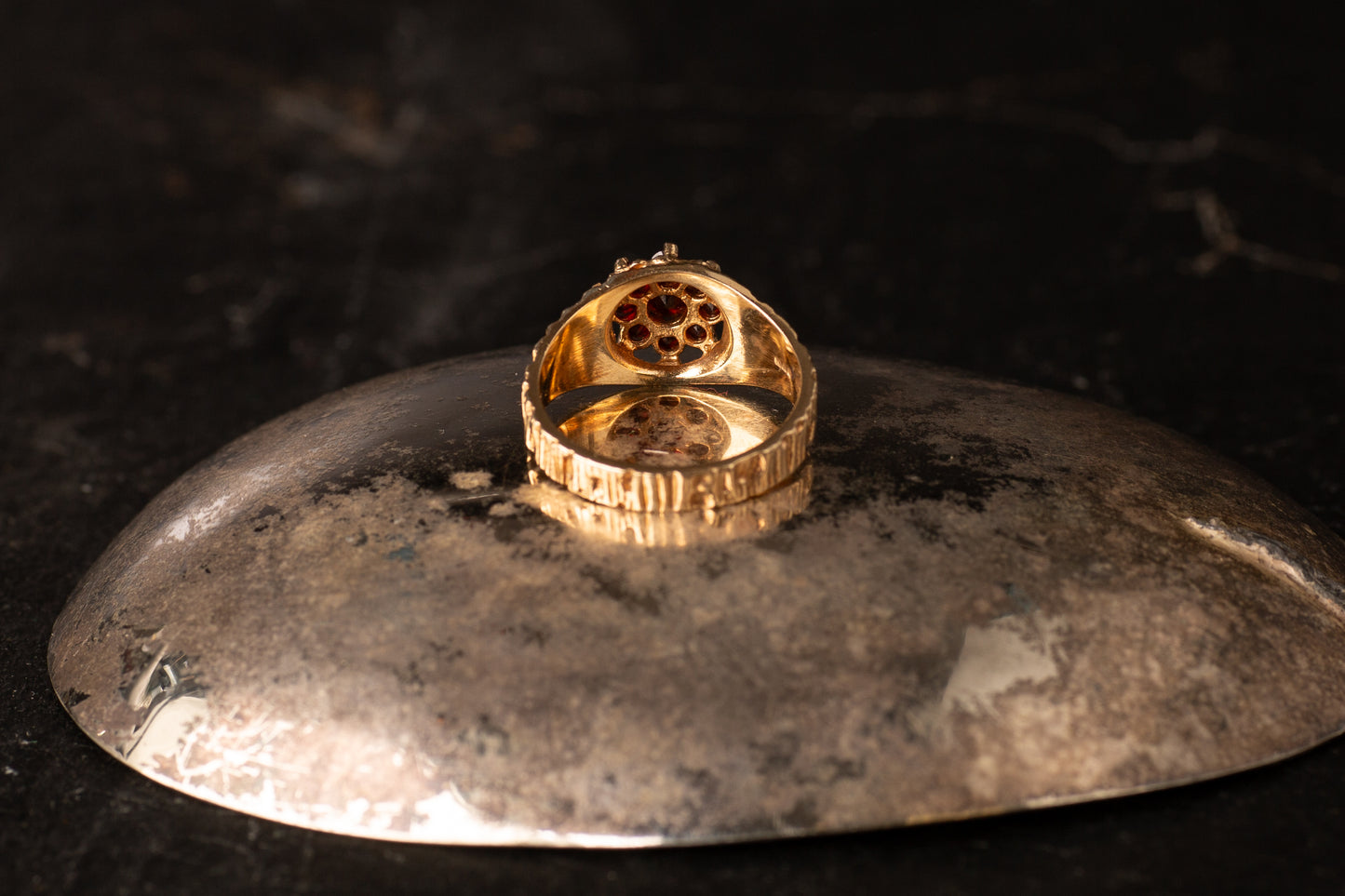 9ct Yellow Gold Garnet Cluster Ring — view 3