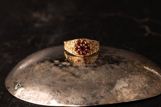 9ct Yellow Gold Garnet Cluster Ring