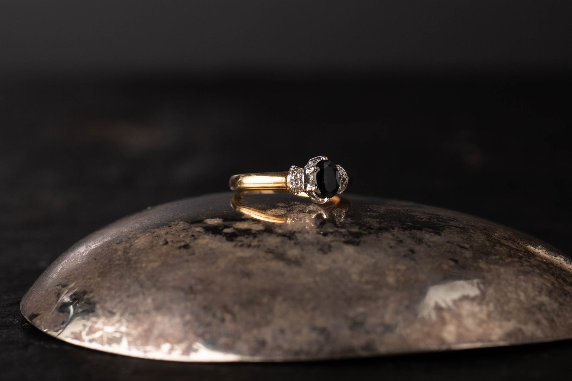 9ct Yellow Gold Sapphire & Diamond Ring — view 2