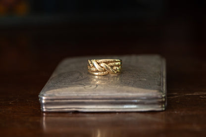 Lovers Knot Ring