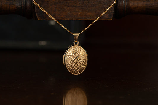 Vintage Gold Oval Locket