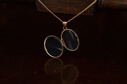 Vintage Gold Oval Locket