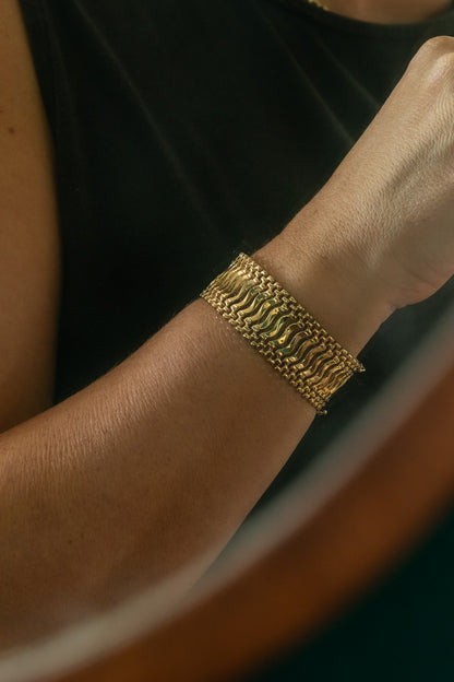 Gold Retro Bracelet
