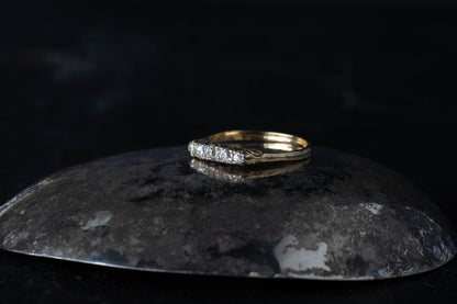 18ct Yelllow Gold Edwardian Diamond Five Stone Carved Half Hoop Ring