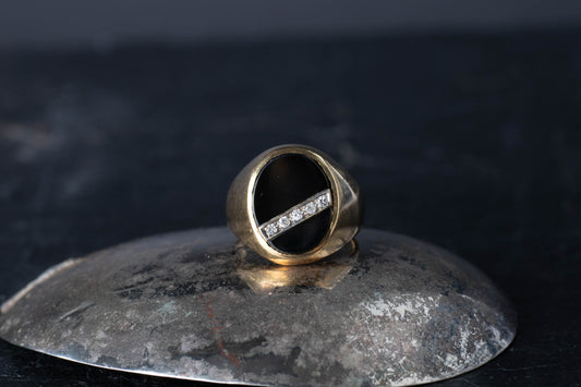 Gents Onyx and Diamond Signet Ring