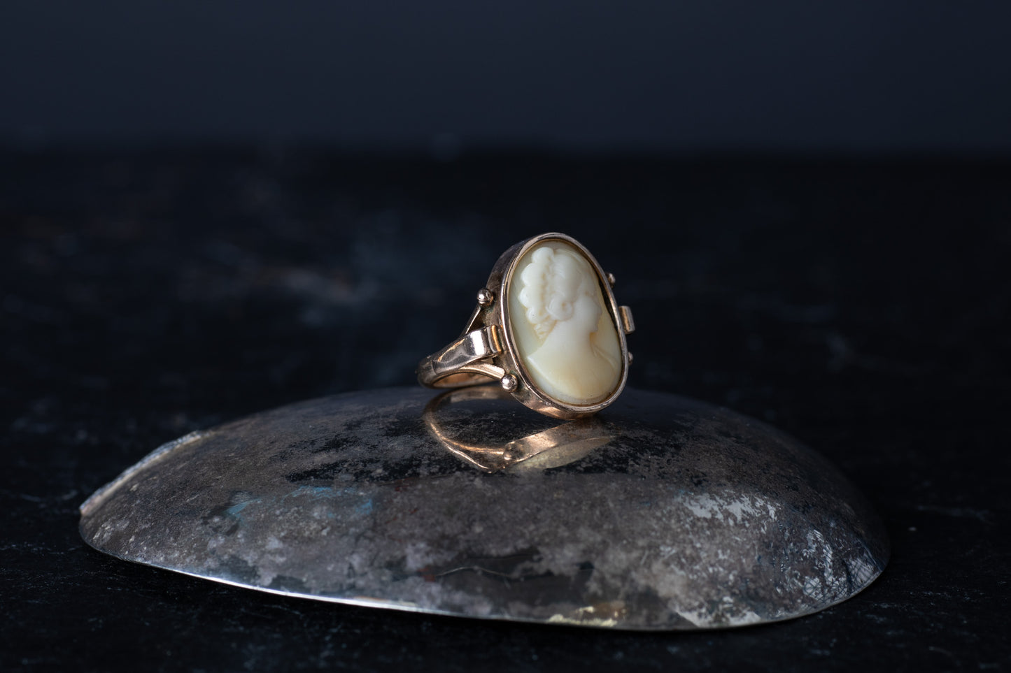 Antique Cameo Ring — view 3
