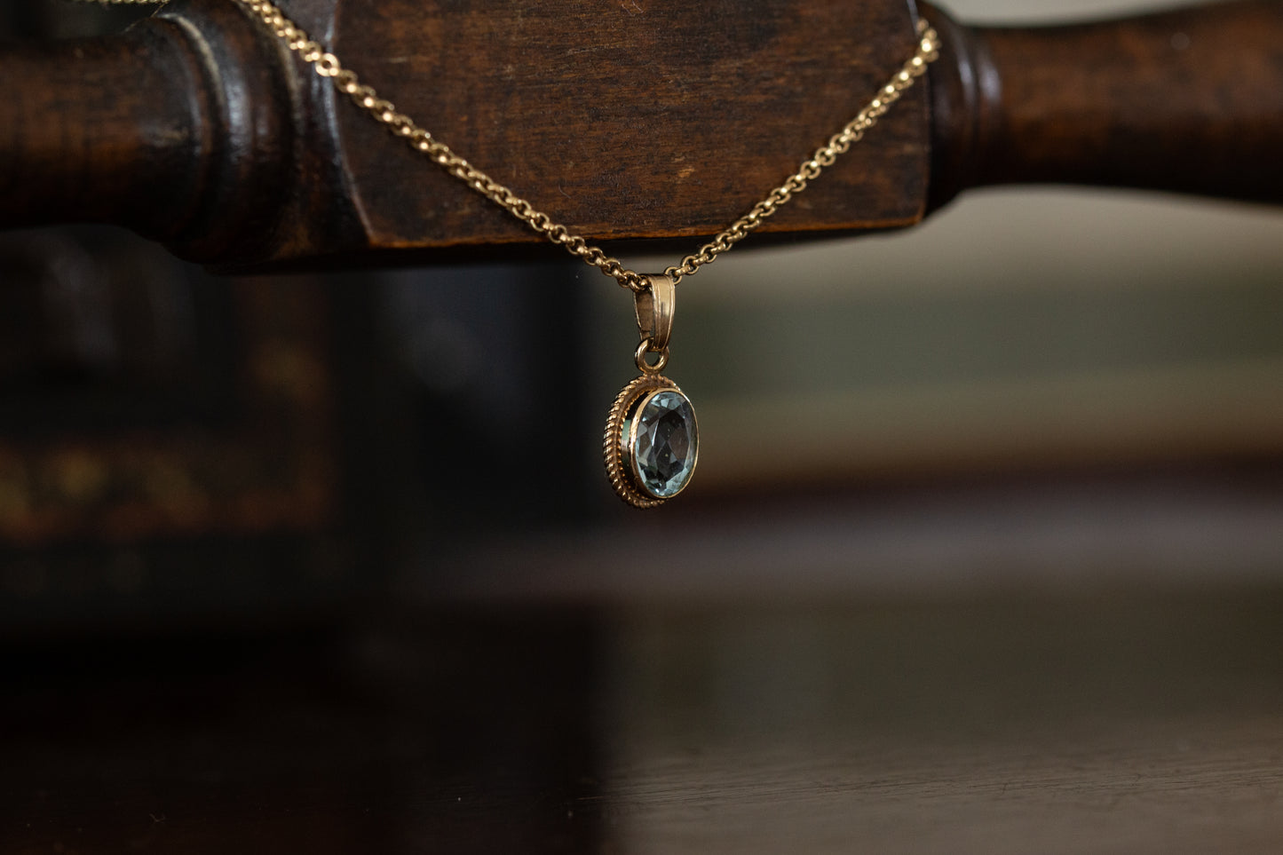 Aquamarine Pendant — view 3