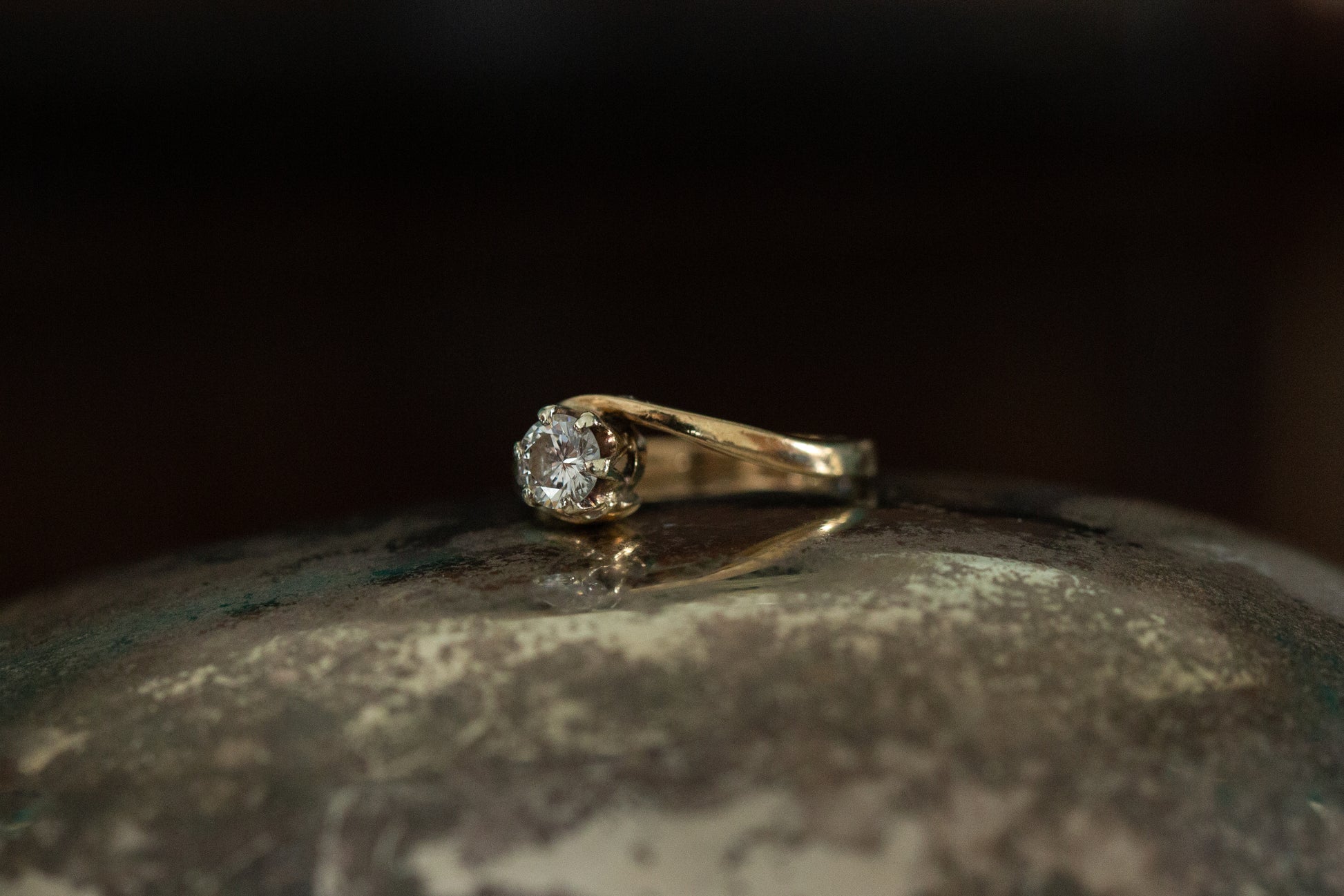 Diamond Solitaire Twist Ring — view 2