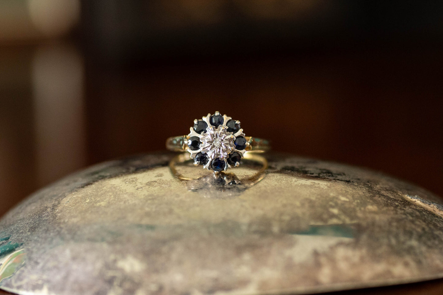 18ct Yellow Gold Sapphire & Diamond Cluster Ring