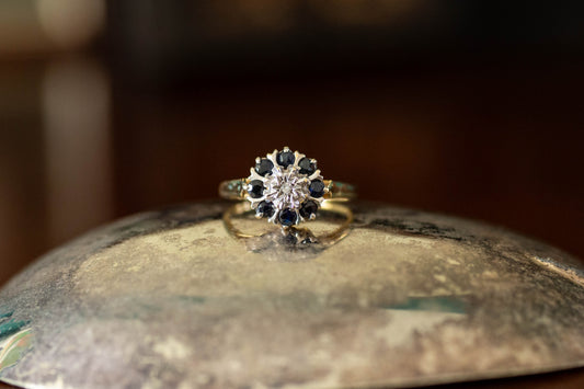 18ct Yellow Gold Sapphire & Diamond Cluster Ring