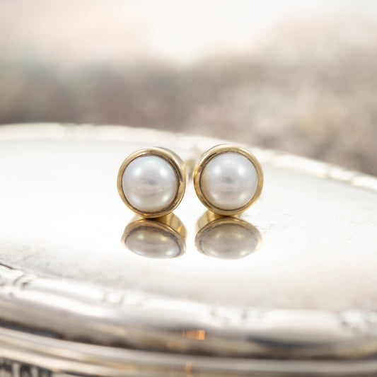 Yellow Gold Pearl Stud Earrings