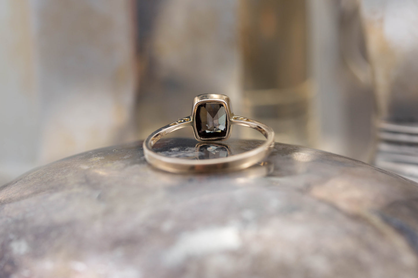Colour Change Garnet Solitaire Ring — view 4