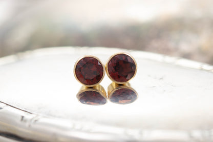 Yellow Gold Garnet Stud Earrings