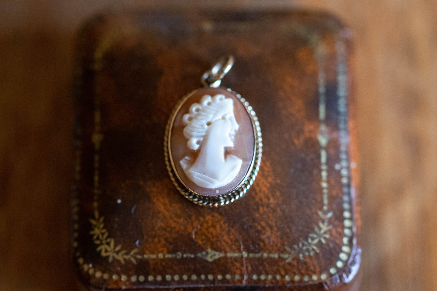 Oval Cameo Pendant