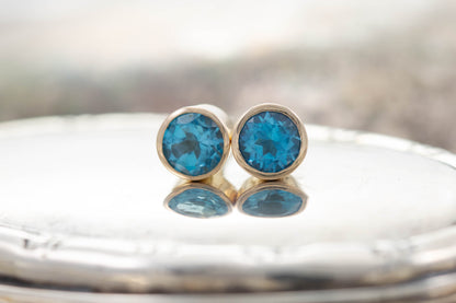 Yellow Gold Blue Topaz Stud Earrings