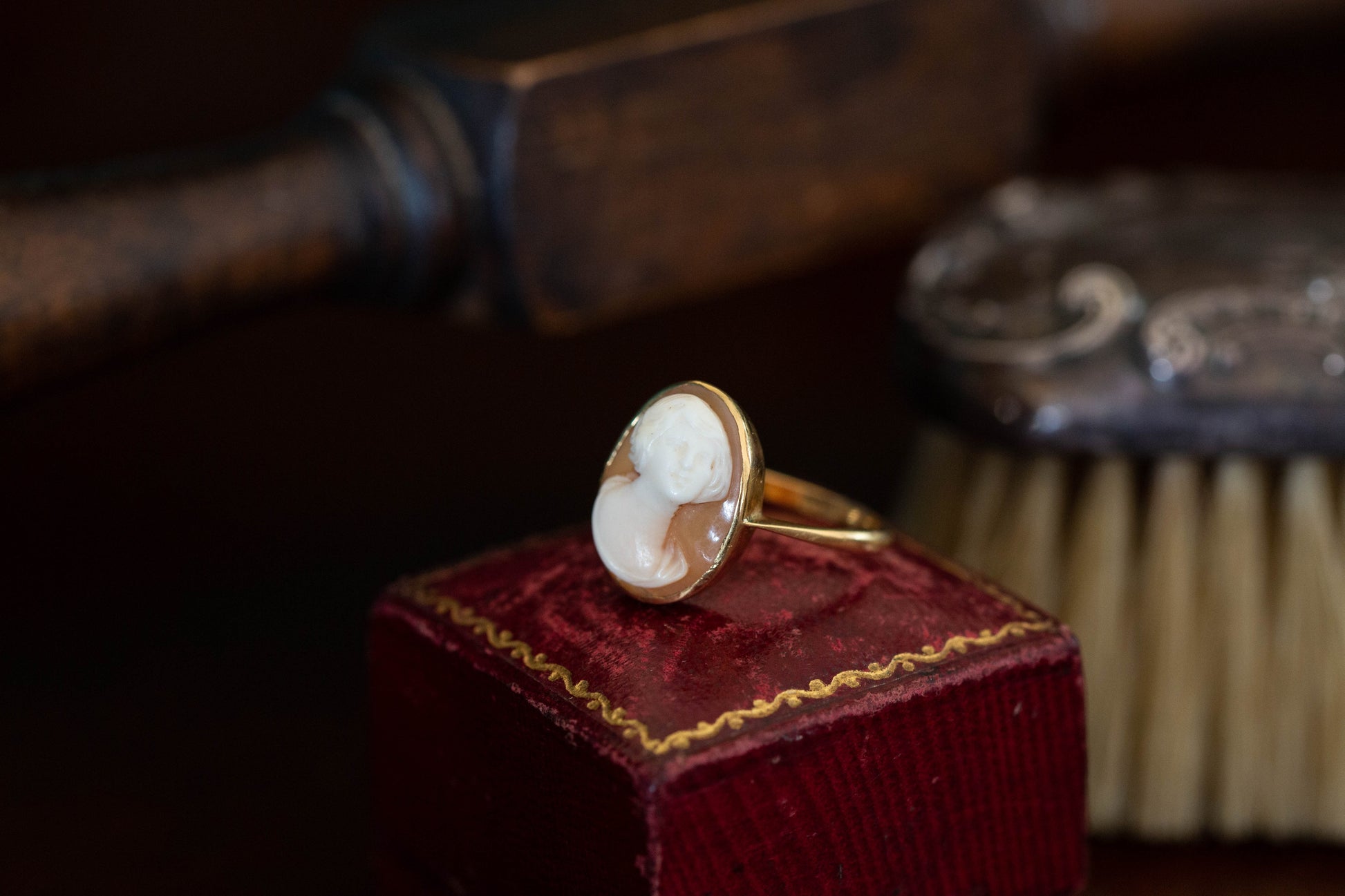 Oval Cameo Ring — view 3