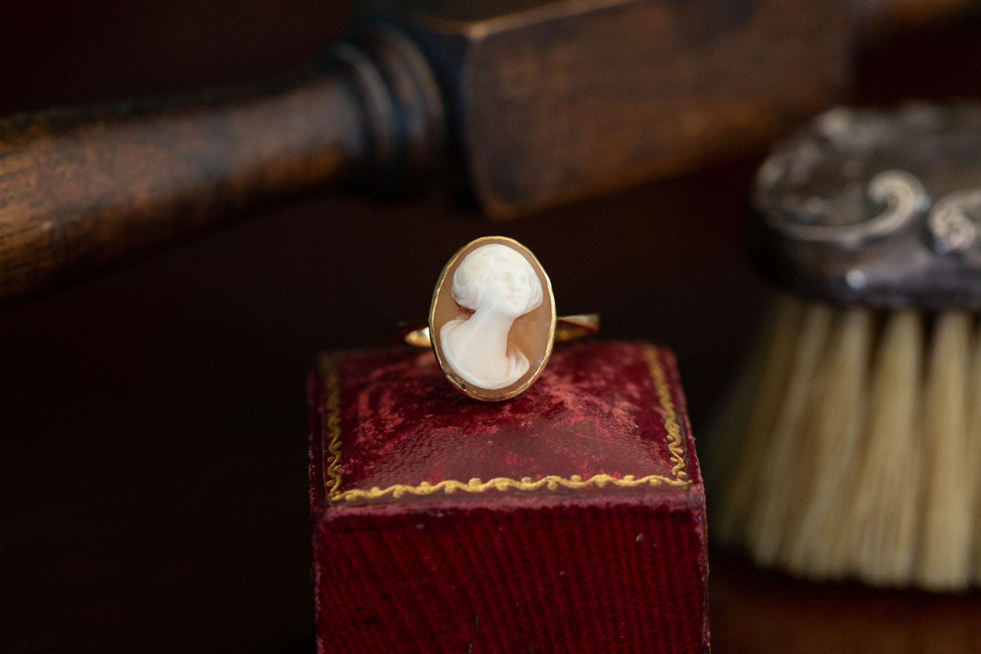 Oval Cameo Ring